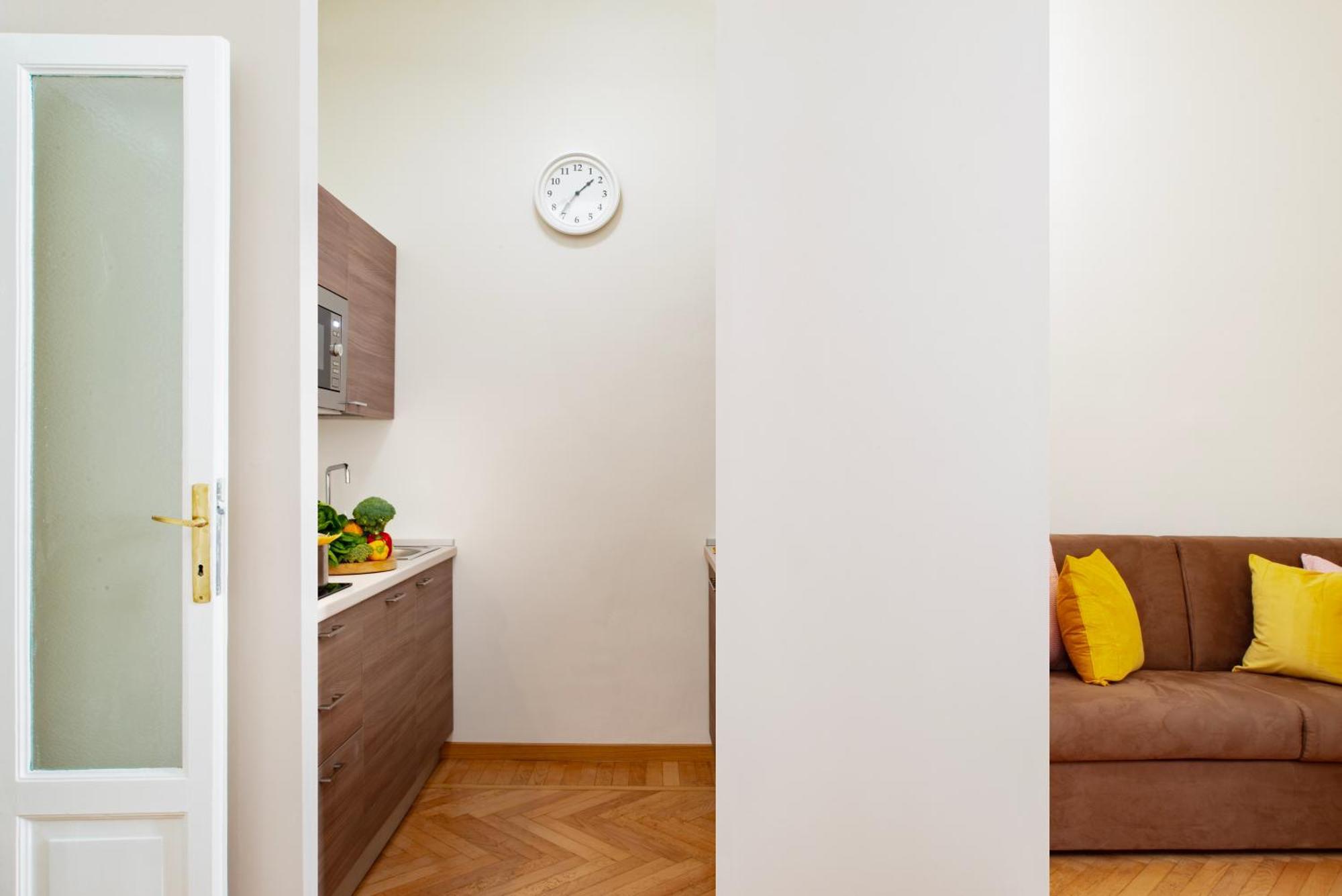 Apartment Moderno Multicomfort - Premuda Luxury Milan